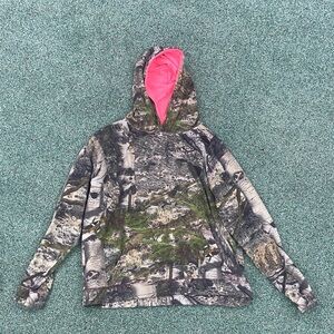 Mossy Oak Camouflage Jacket with Pink Hood